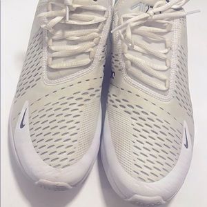 Men’s Nike athletics shoes Air270